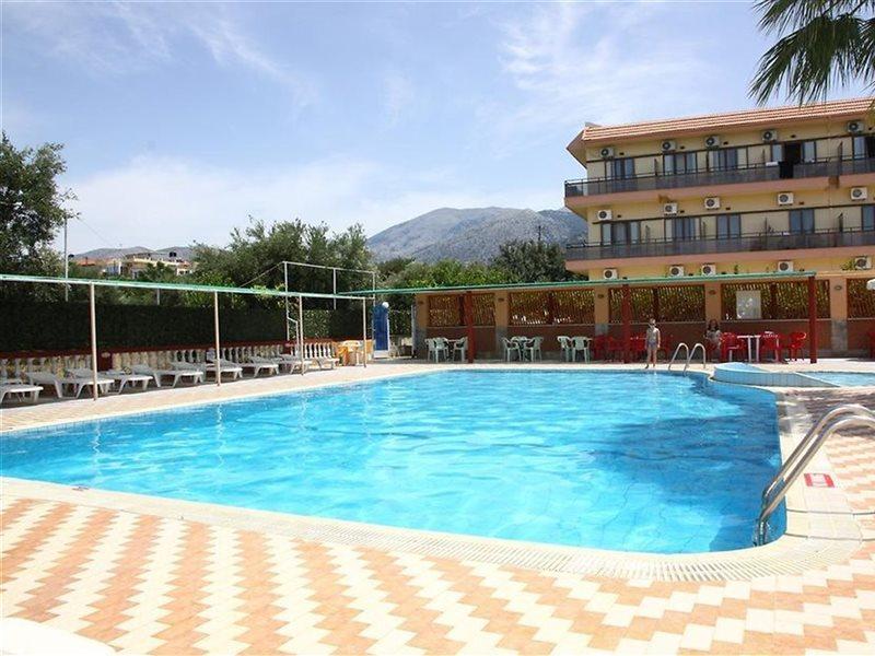 Triton Garden Hotel Malia Dış mekan fotoğraf